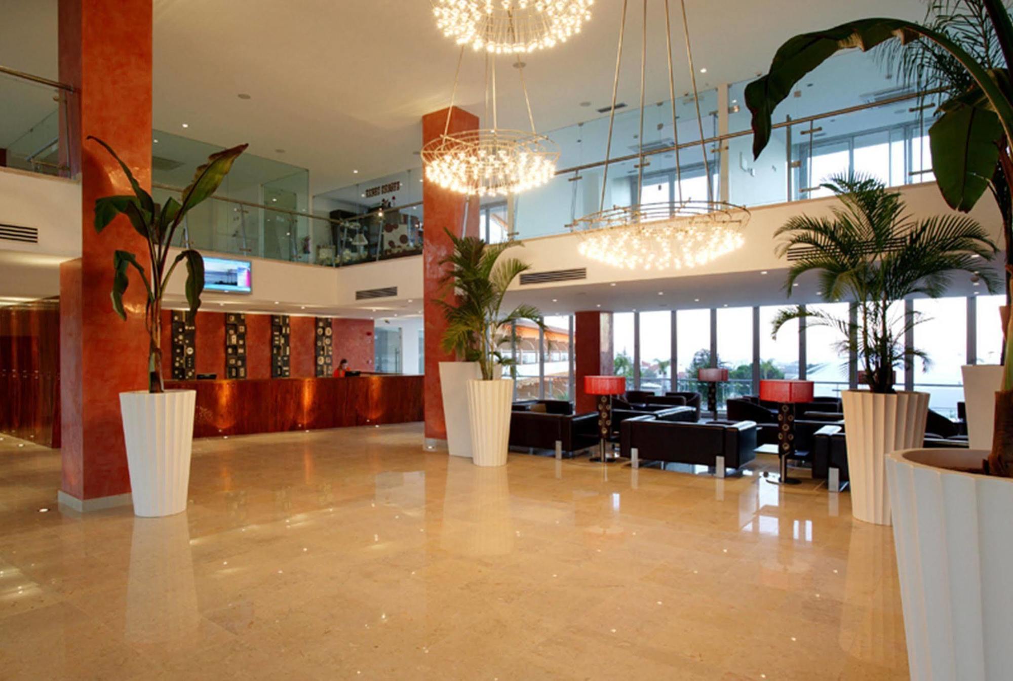 אלבופיירה Hotel Apartamento Balaia Atlantico מראה חיצוני תמונה